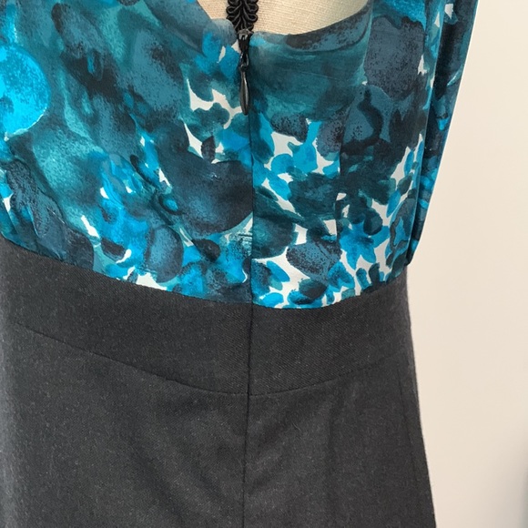 J Crew dress size 6 wool/silk. Fully lined. Perfect condition!! - Picture 3 of 4